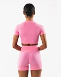slim fit crop tee